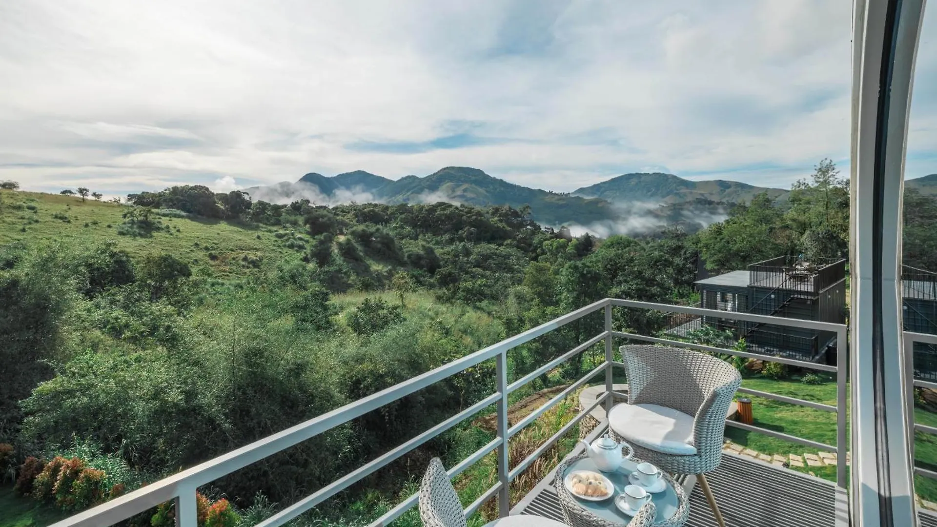 Vanani Resort And Caravan Park Udumbanshola 5*,